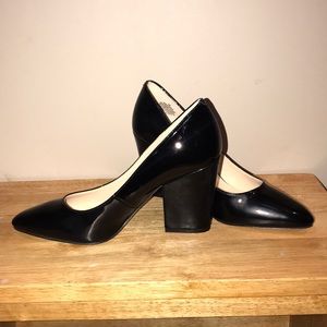 Nine West black patent leather Heels